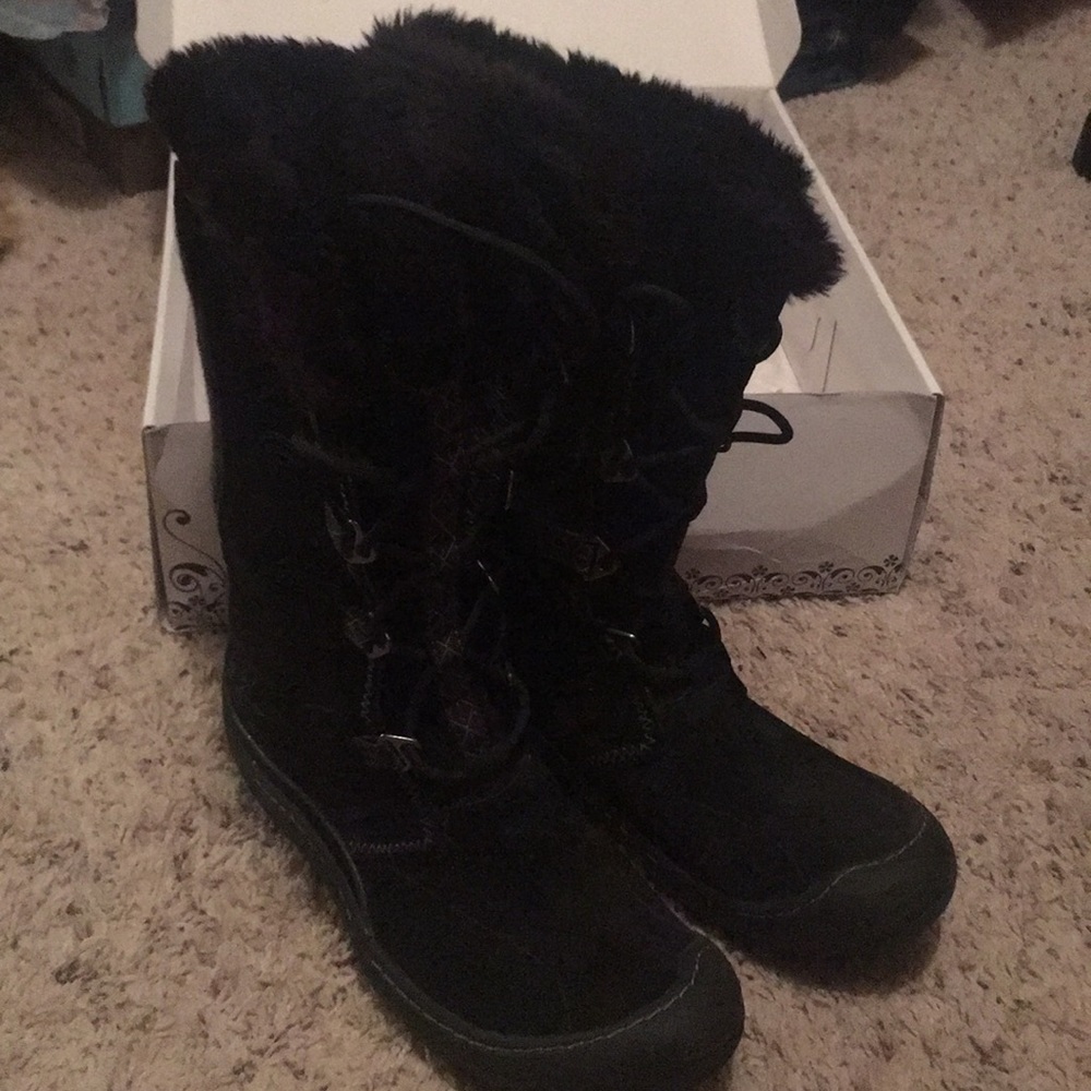 Black boots